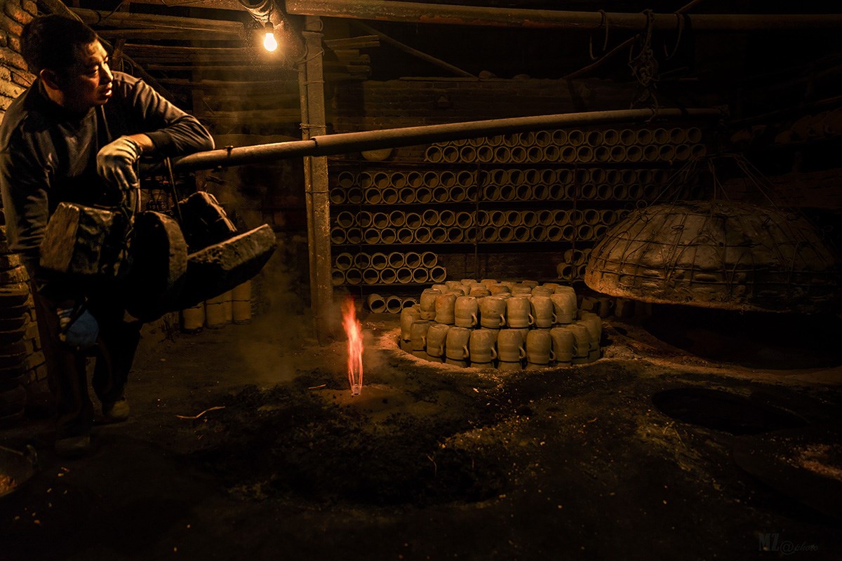 Yingjing Black Pottery | Photo by Min Zhao